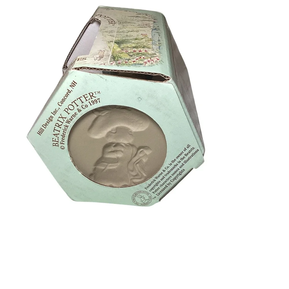 Beatrix Potter Benjamin Bunny Cookie Stamp Ceramic Figurine with Recipes 1997